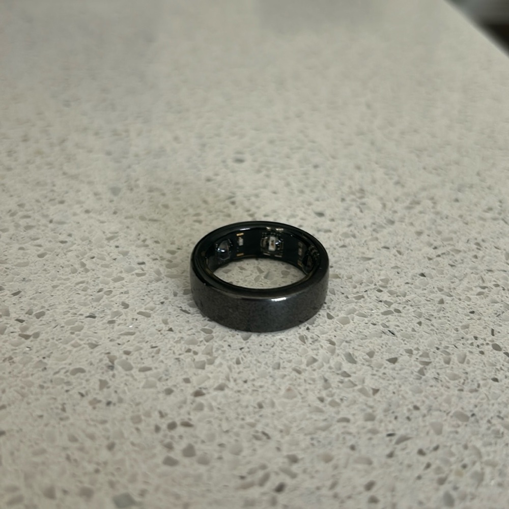 Black Oura Ring